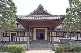 篠山市立歴史美術館 玄関